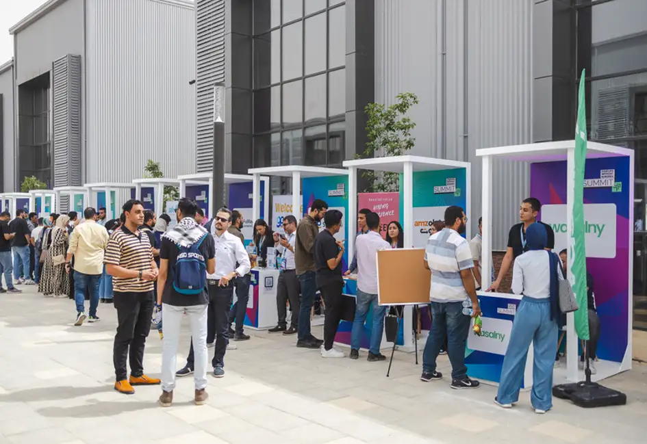 STARTUPS WITHOUT BORDERS